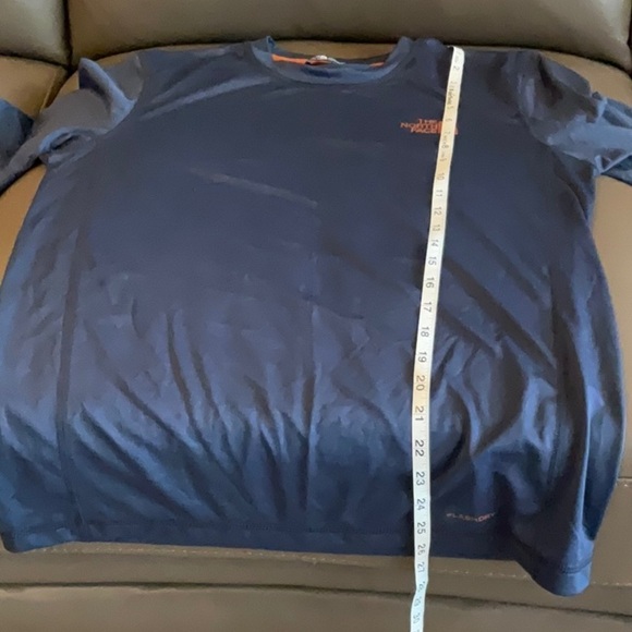 The North Face Men’s On the go flash dry tee - Picture 5 of 9